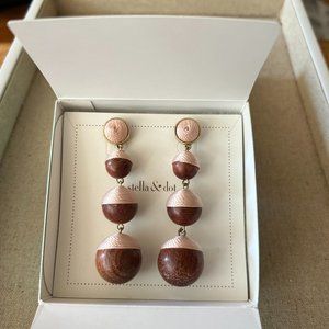 Stella & Dot Effie Drop earrings